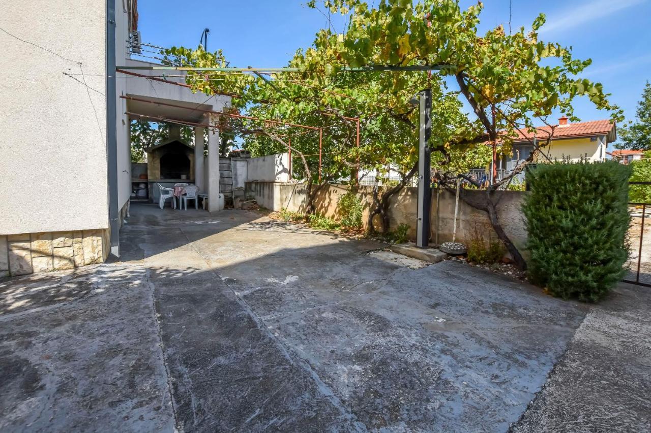 Apartments Karleusa Rogoznica  Exterior photo